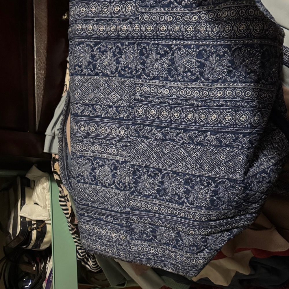 Quilted Blue Patterned duffle/weekender - Picture 4 of 4